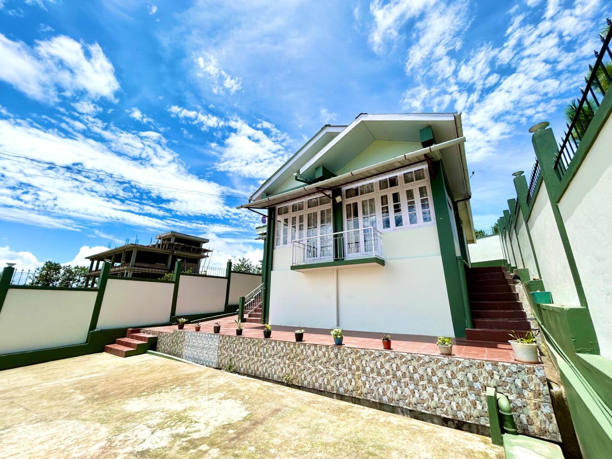 Yepplo Holiday Home - Complimentary Breakfast - 24 Hrs Caretaker & Power Backup シロン エクステリア 写真