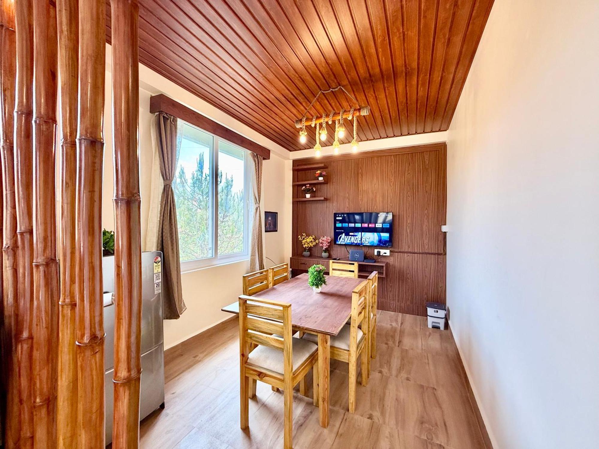 Yepplo Holiday Home - Complimentary Breakfast - 24 Hrs Caretaker & Power Backup シロン エクステリア 写真