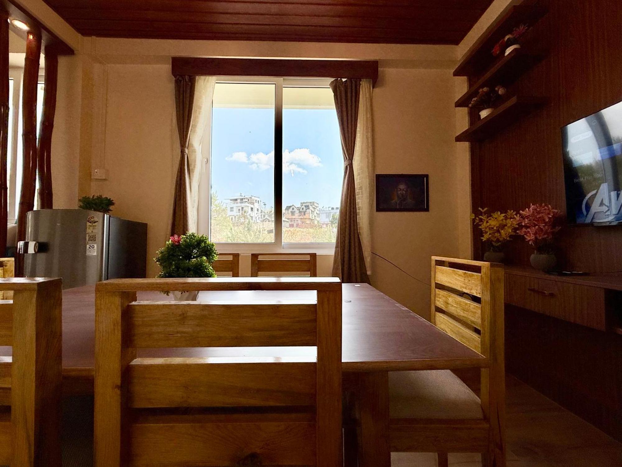 Yepplo Holiday Home - Complimentary Breakfast - 24 Hrs Caretaker & Power Backup シロン エクステリア 写真